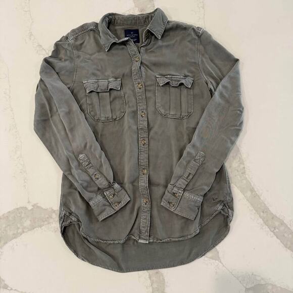 American Eagle Boyfriend Fit Long Sleeve Button Up Shirt Womens Small Green/Gray - Picture 1 of 6